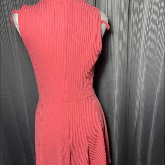 baby pink mini dress - Picture 9 of 12